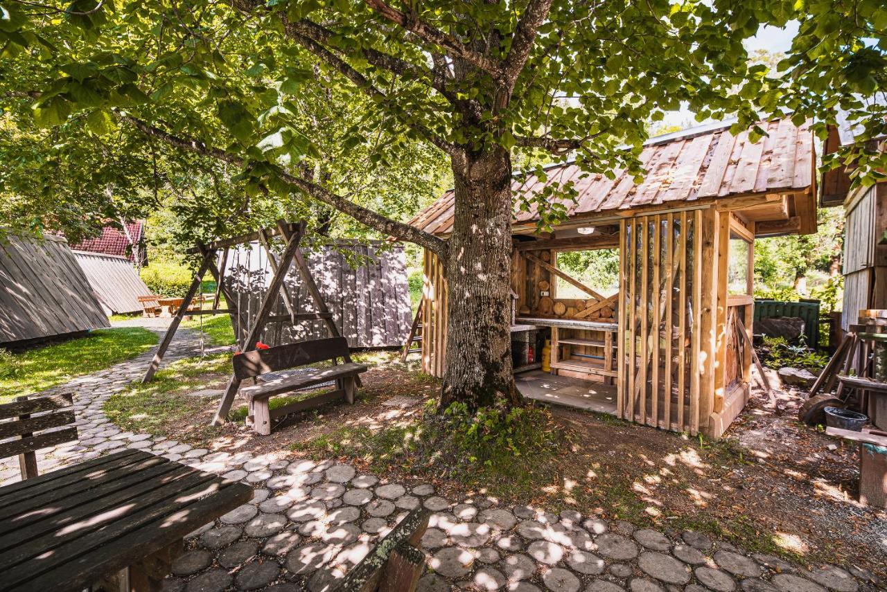 Cvet Gora - Camping, Glamping And Accomodations Zgornje Jezersko Exterior foto