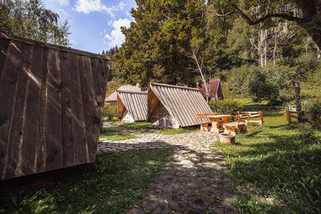 Cvet Gora - Camping, Glamping And Accomodations Zgornje Jezersko Exterior foto